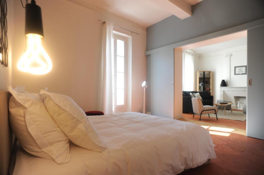 Les Chambres D'Andrea Marseillan  Ruang foto
